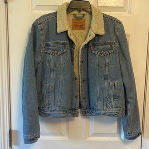 Levi’s Jean Jacket With Sherpa. Worn few times.